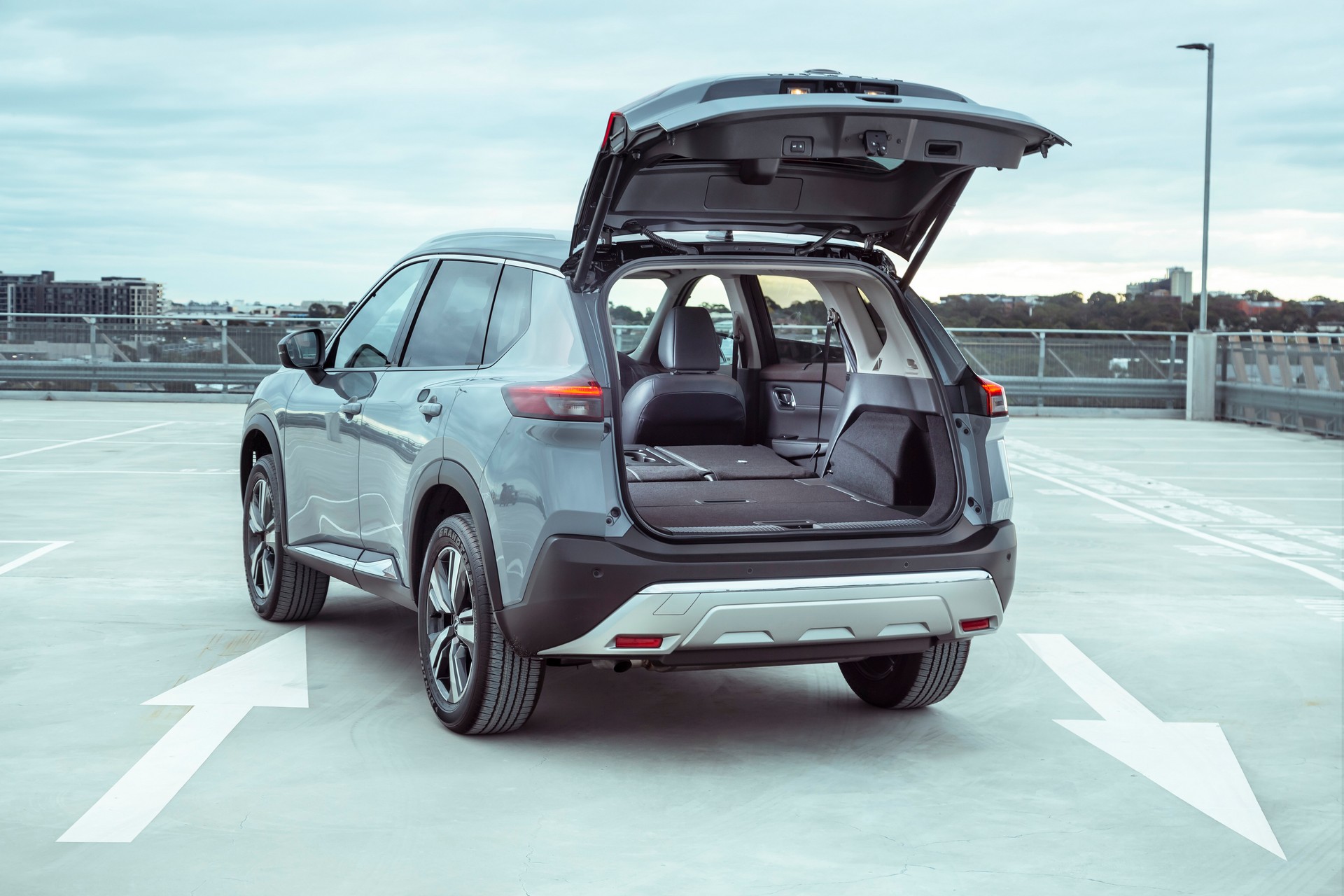 The 2023 Nissan X-Trail was released with an old 2.5-liter quad