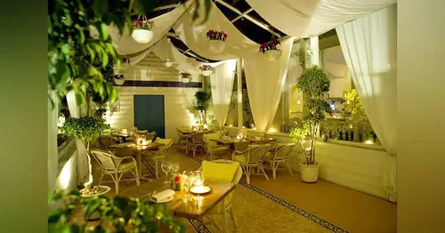 Olive Bar and Kitchen cafe in delhi for couples