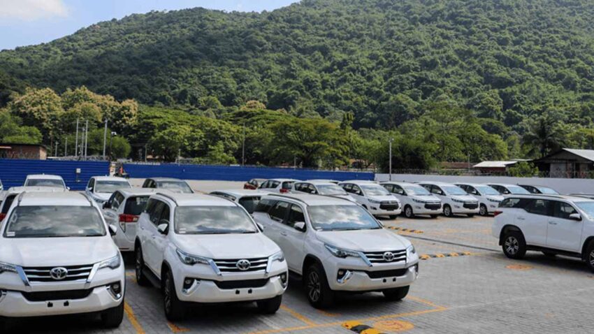 Toyota Fortuner Dealership Stockyard