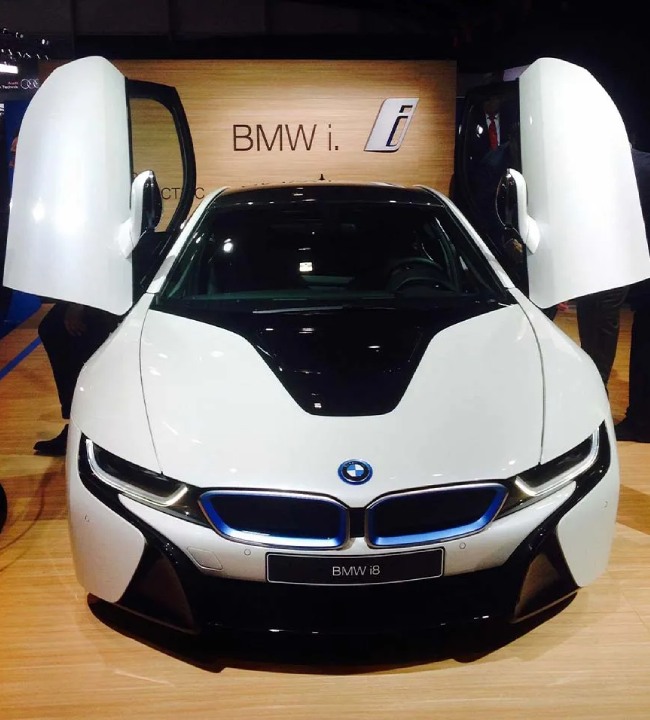 Bmw I8