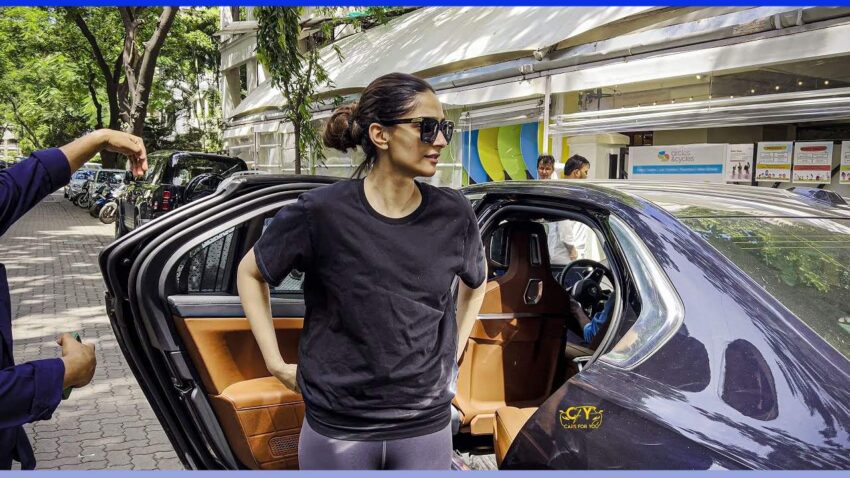 Sonam Kapoor Buys Bmw 7 Series